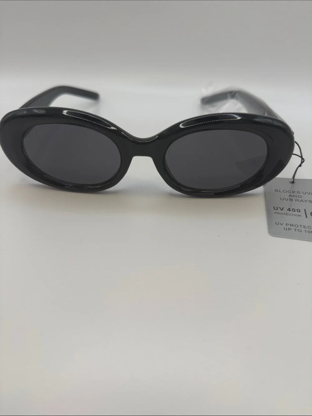 Black Oval Sunglasses - UV Protection